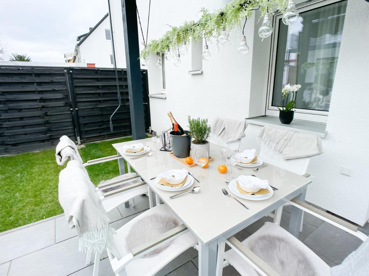 M-Style 01 Apartment Mit Terrasse Und Gasgrill, 24H Self-Check-In, Free Parking, Netflix Nürnberg Kültér fotó